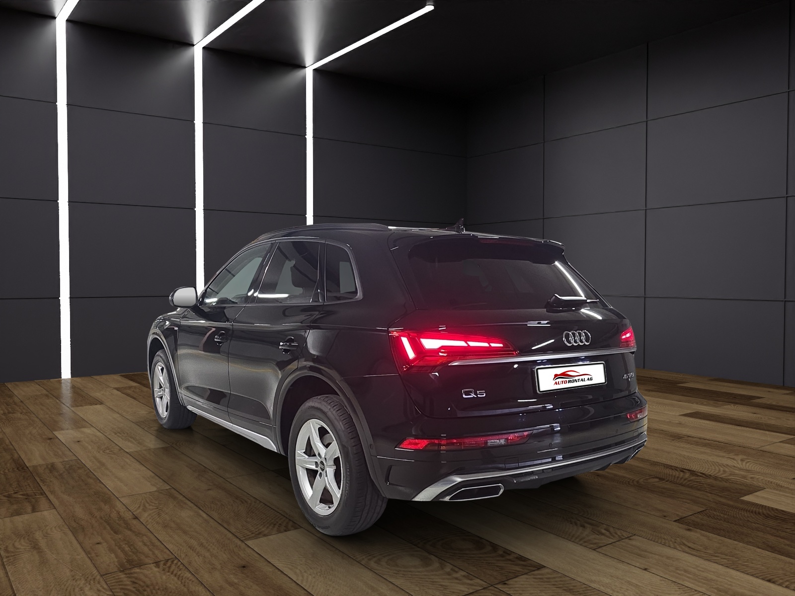 AUDI Q5 45 TFSI S-line quattro S-tronic-image-5