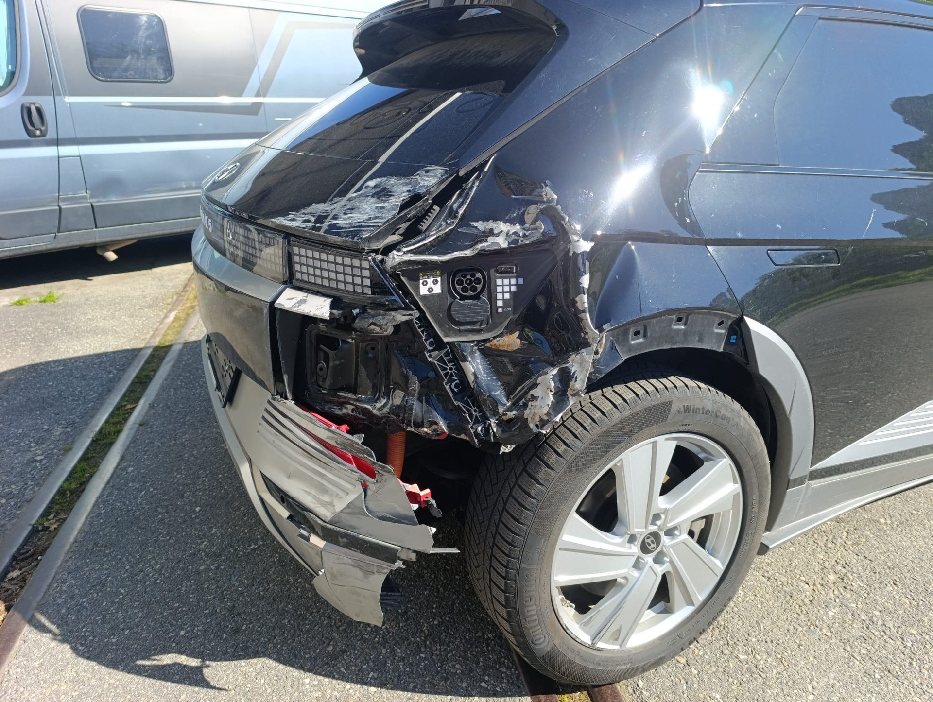 HYUNDAI Ioniq 5 72kWh First Edition 2WD-showroom-element-3