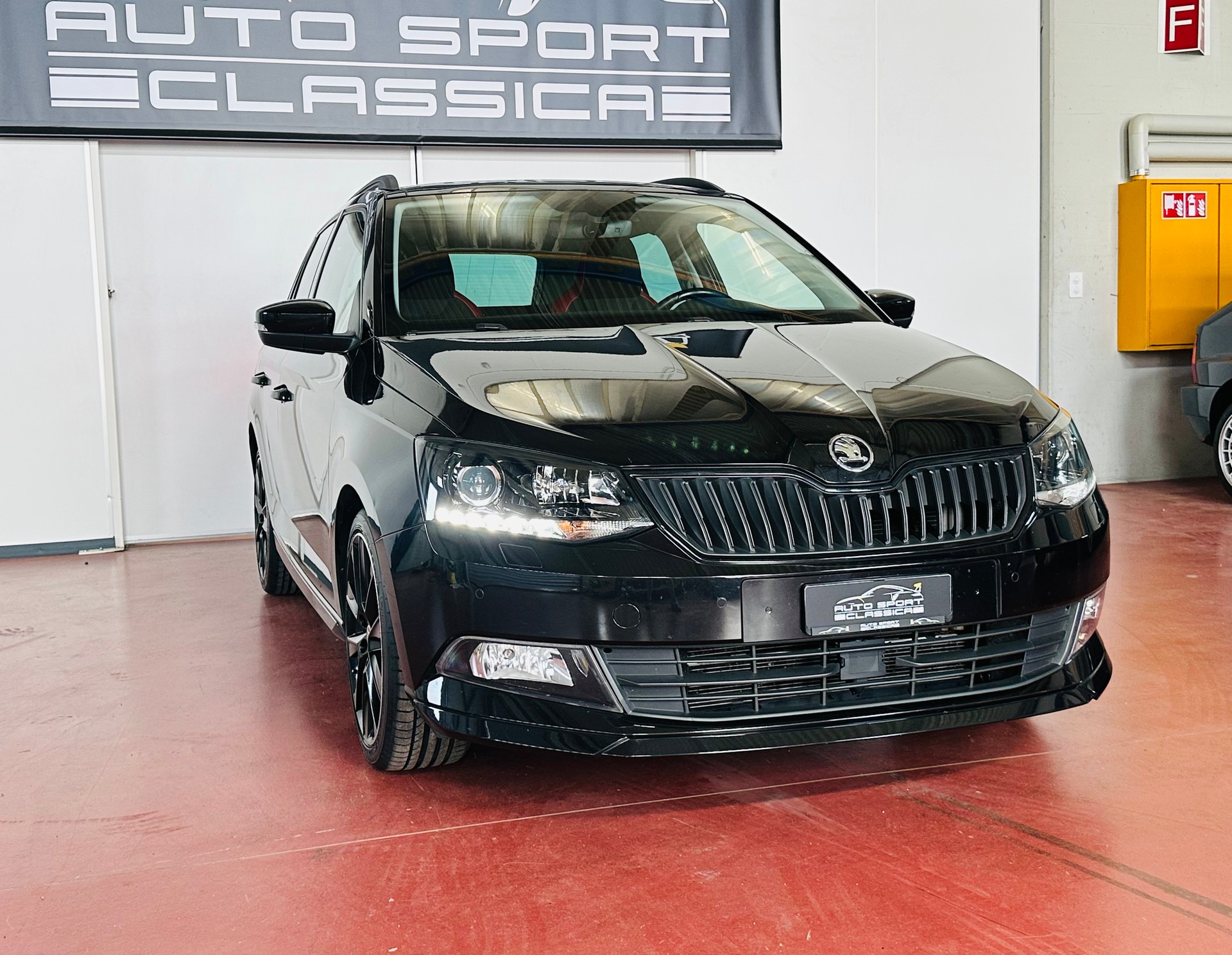 SKODA Fabia 1.2 TSI Monte Carlo DSG-image-3