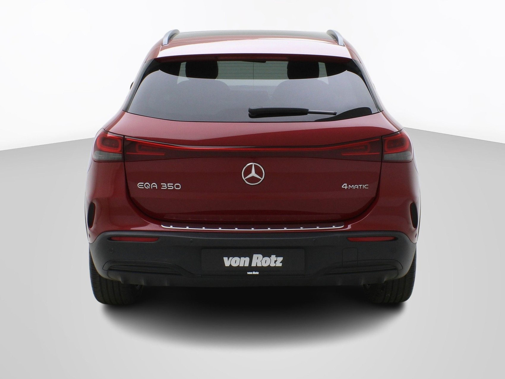 MERCEDES-BENZ EQA 350 Swiss Star AMG Line 4matic-showroom-element-3