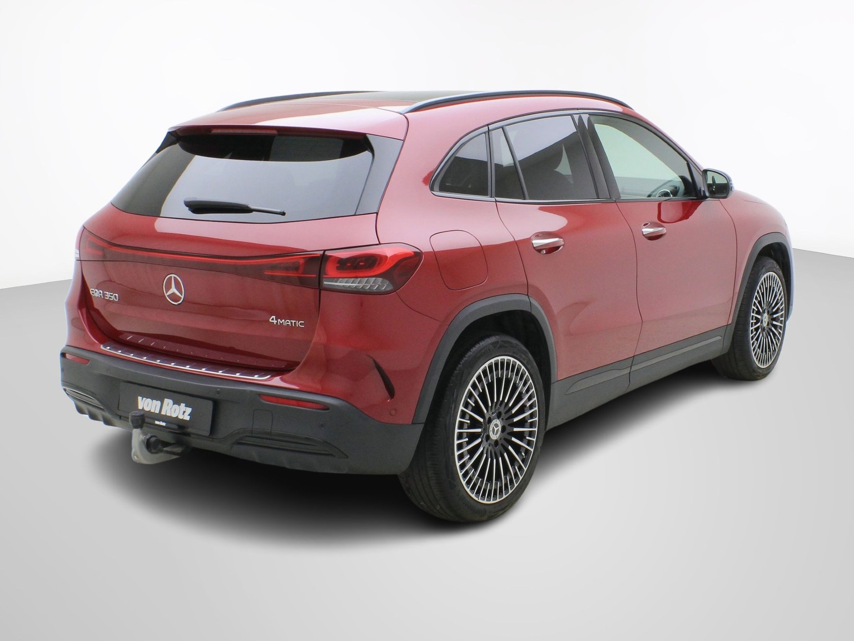 MERCEDES-BENZ EQA 350 Swiss Star AMG Line 4matic-image-4