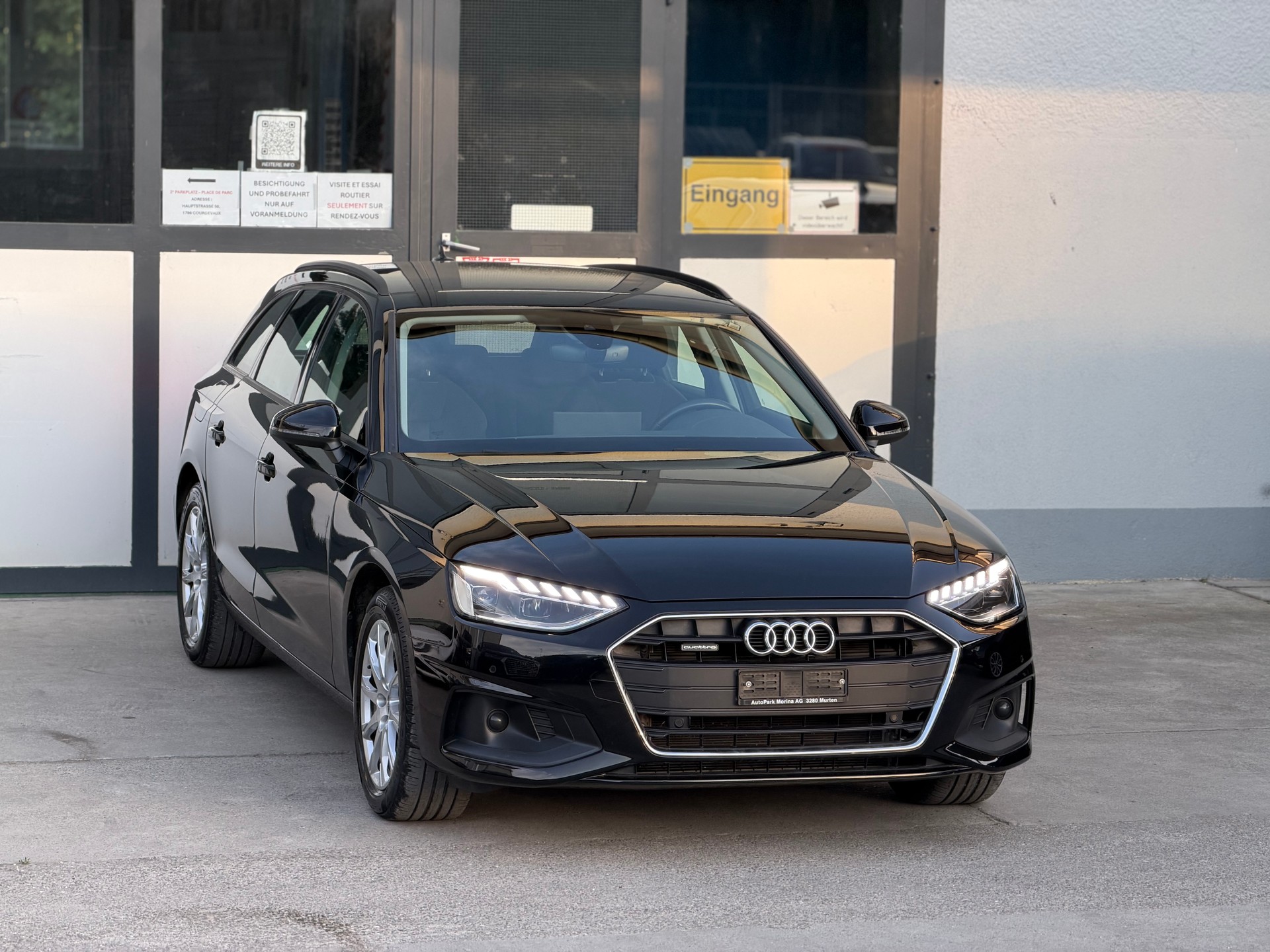 AUDI A4 Avant 40 TDI Attraction quattro S-tronic-showroom-element-3