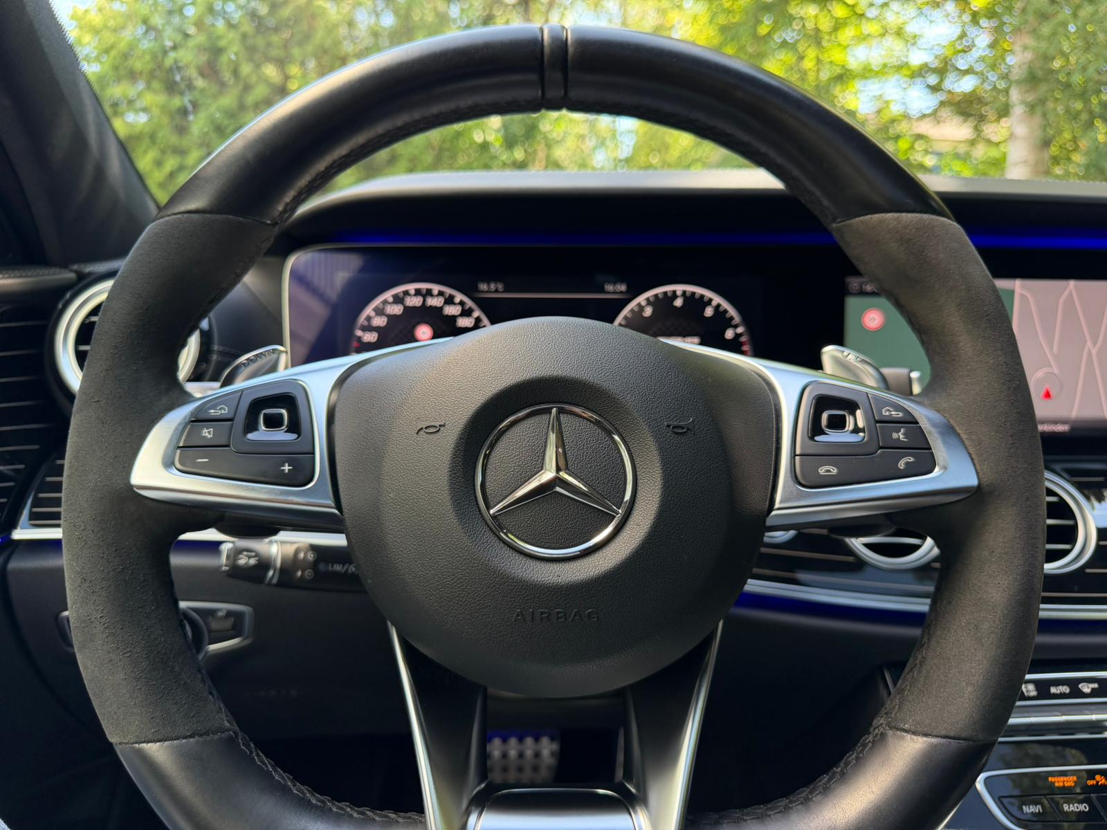 MERCEDES-BENZ E 43 AMG 4 Matic 9G-Tronic-image-24