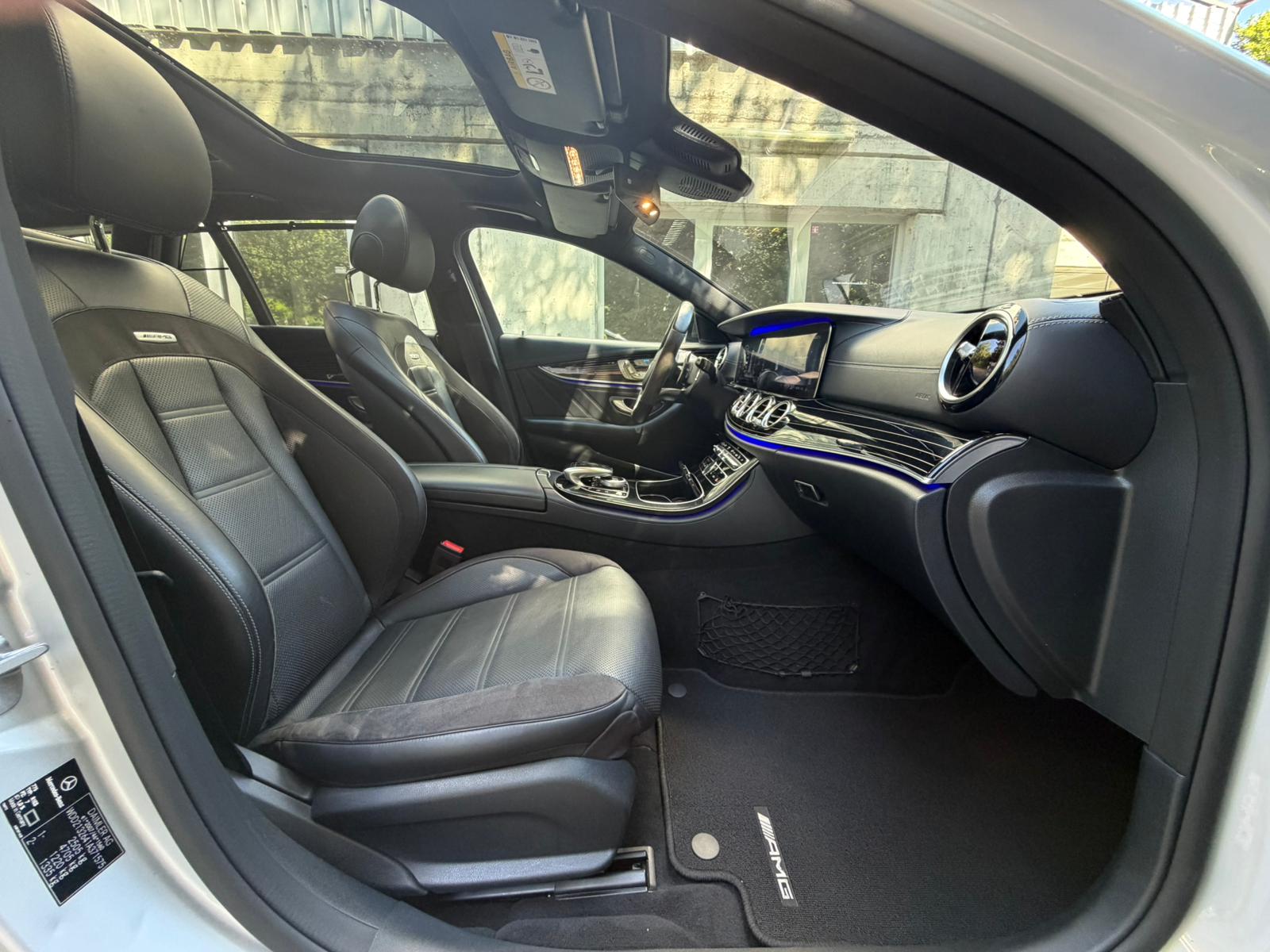 MERCEDES-BENZ E 43 AMG 4 Matic 9G-Tronic-image-19