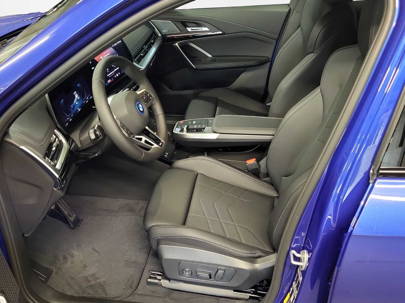 BMW iX1 xDrive 30 M Sport Pro-image-9