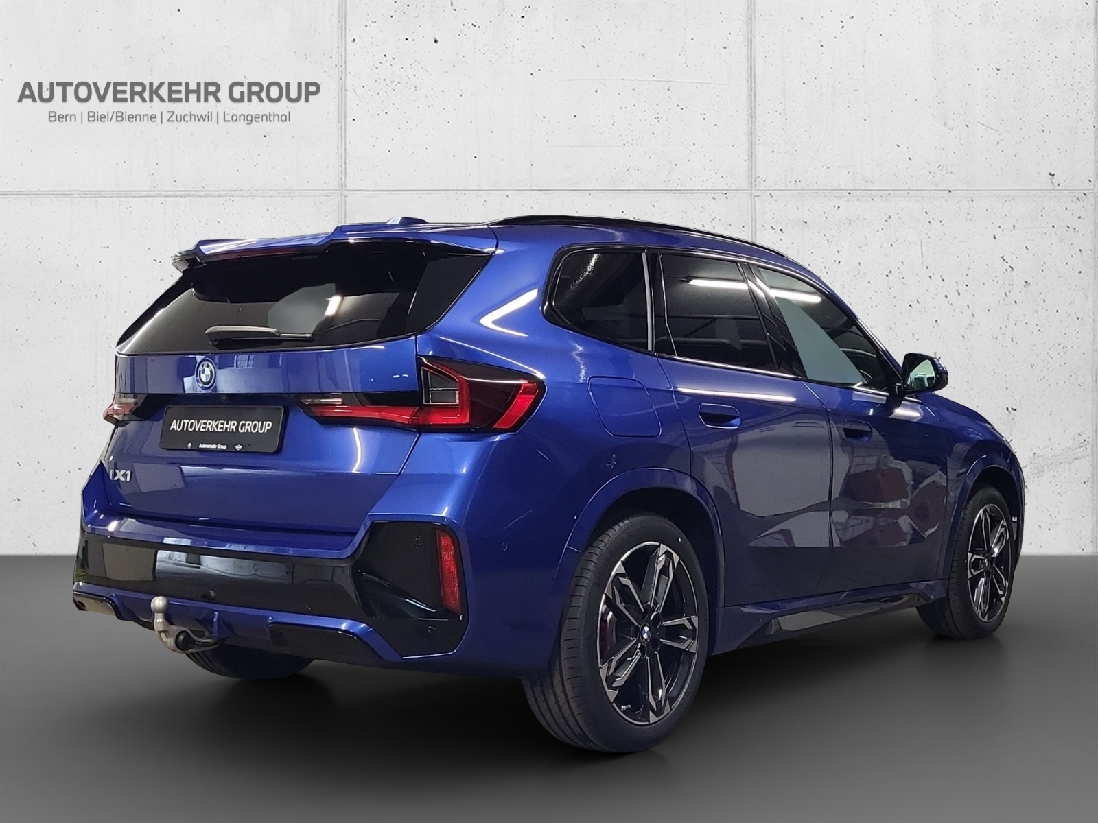 BMW iX1 xDrive 30 M Sport Pro-image-4