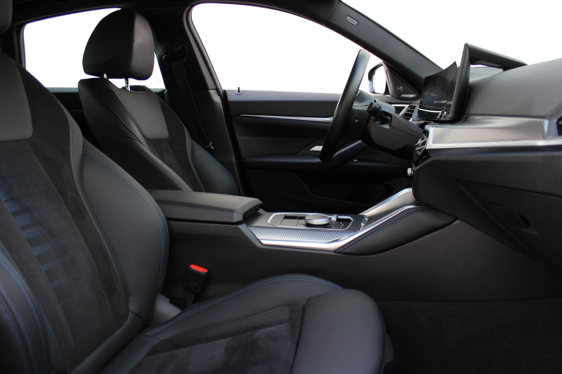 BMW i4 M50 DRAVITGRAU METALLIC *0.9%-LEASINGAKTION*-showroom-element-3
