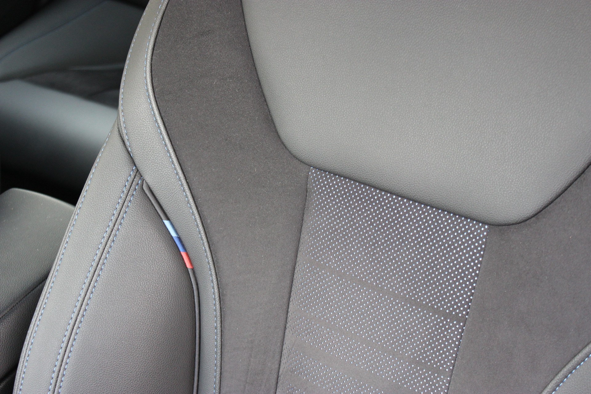 BMW i4 M50 DRAVITGRAU METALLIC *0.9%-LEASINGAKTION*-image-15