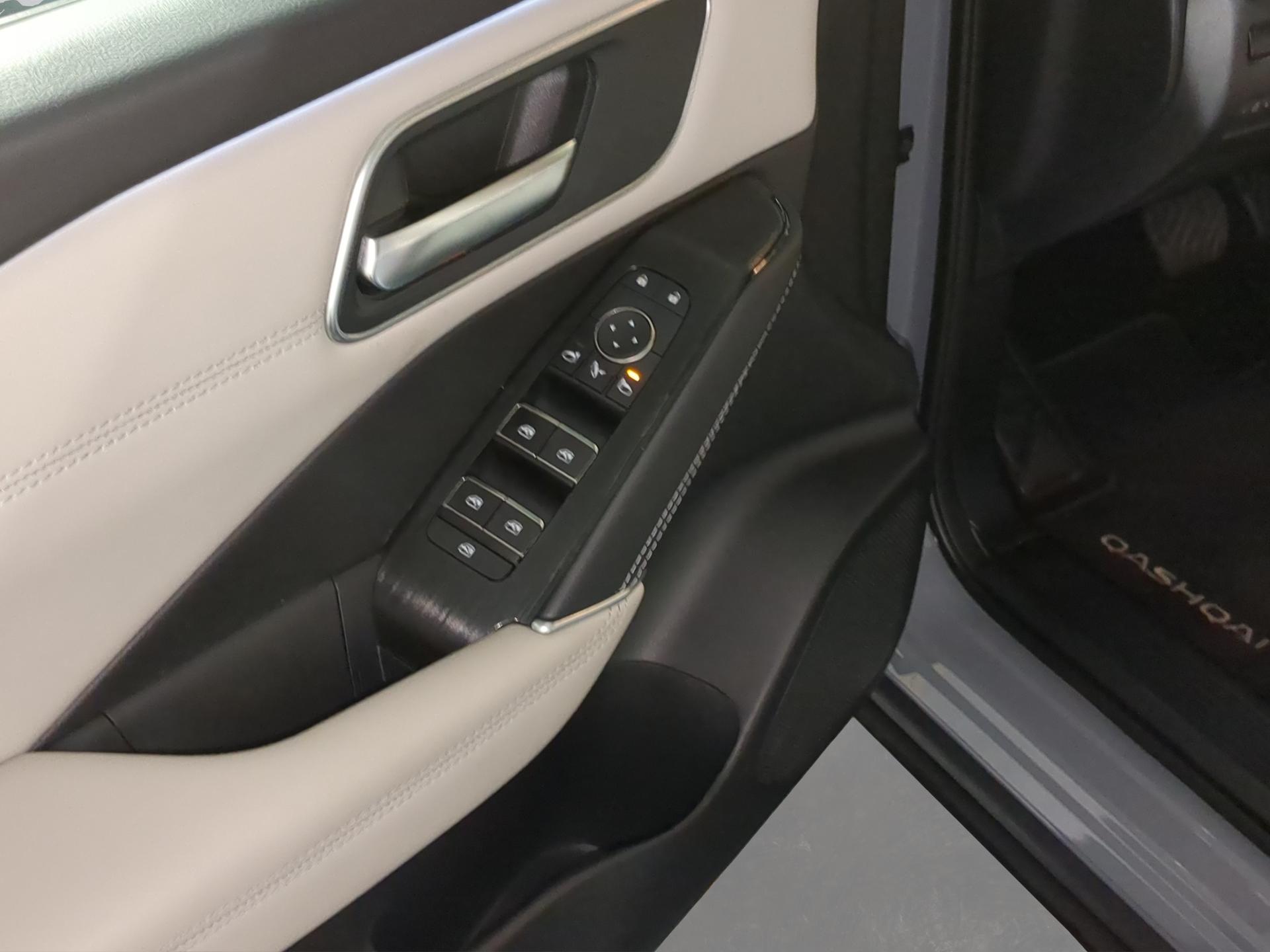 NISSAN Qashqai 1.3 DIG-T MHEV Tekna Xtronic 4x4-image-19