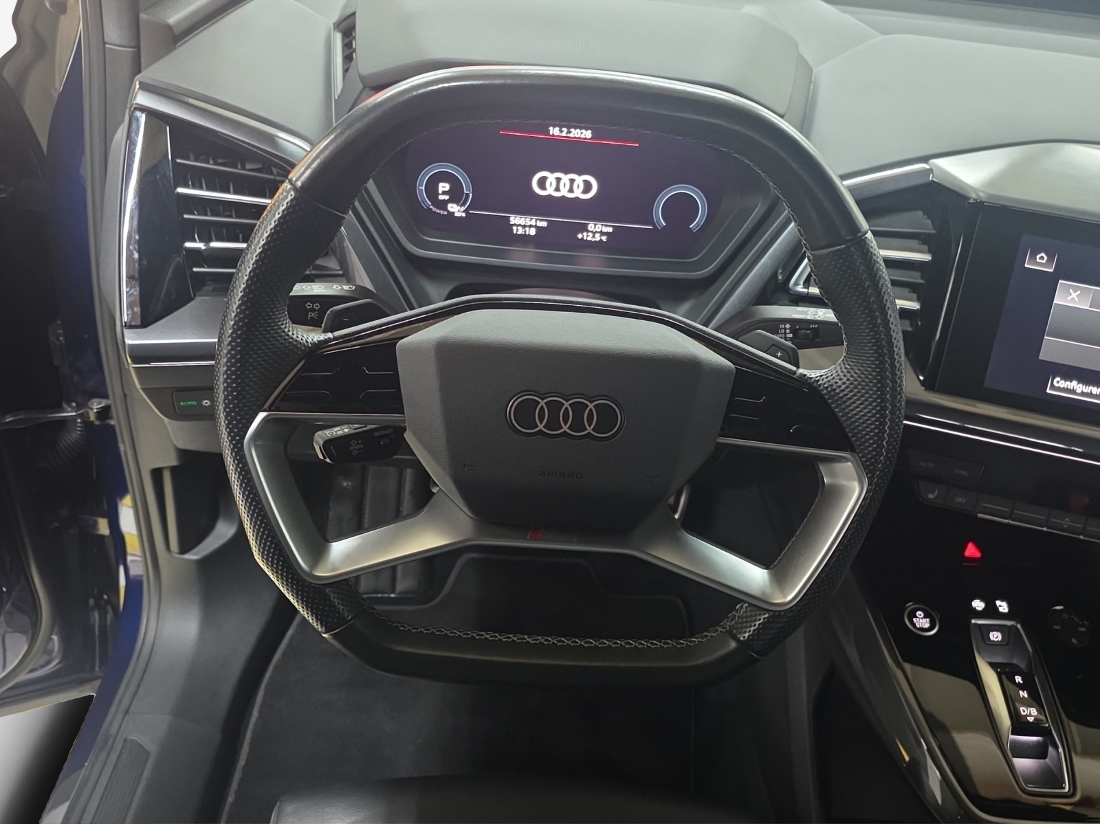 AUDI Q4 e-tron 50 quattro-image-9