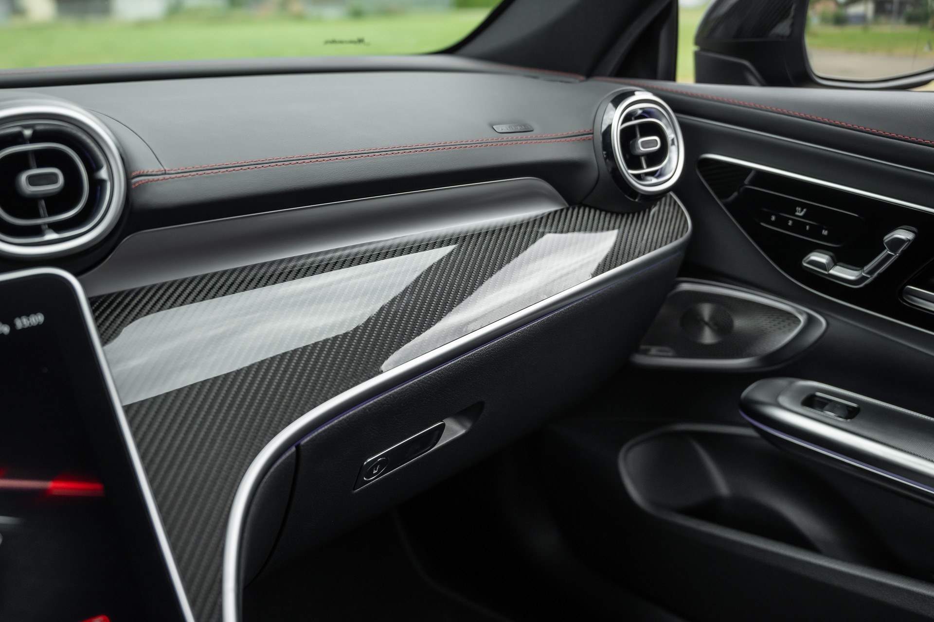 MERCEDES-BENZ CLE 53 Coupé AMG 4Matic+ 9G-Tronic-image-27