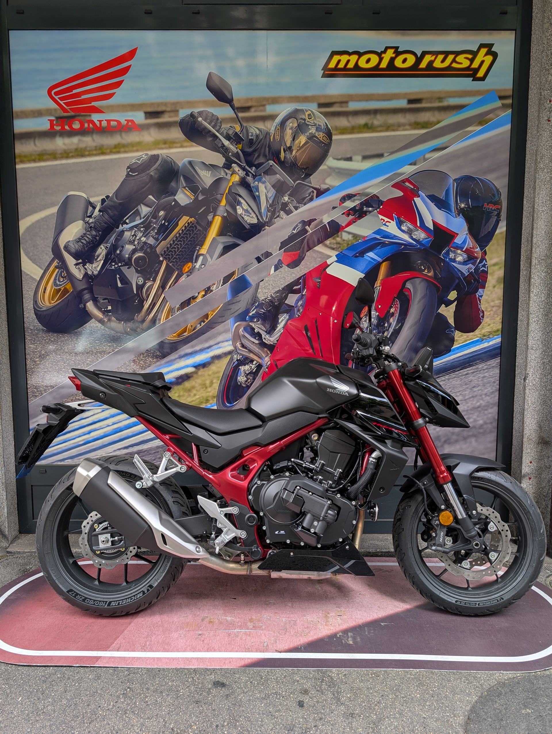 HONDA CB 750 Hornet-image-0