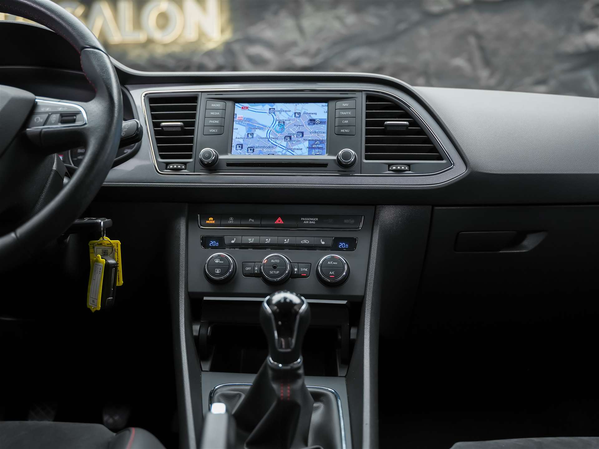 SEAT Leon 1.8 TSI FR *Sitzheizung*Einparkhilfe*-image-17