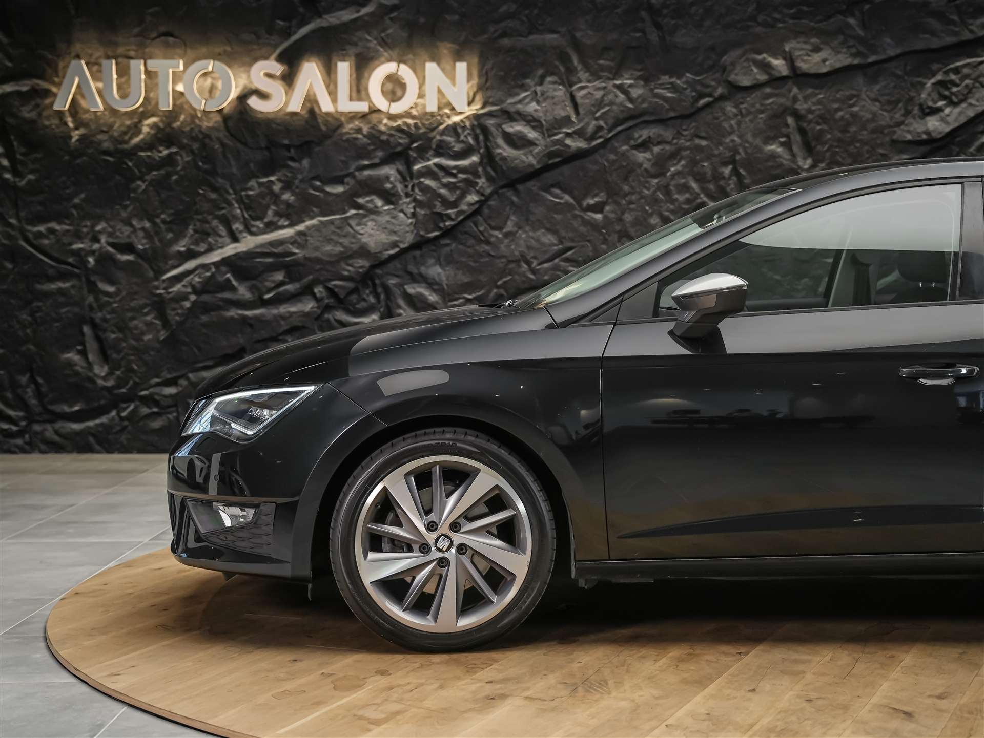 SEAT Leon 1.8 TSI FR *Sitzheizung*Einparkhilfe*-image-13