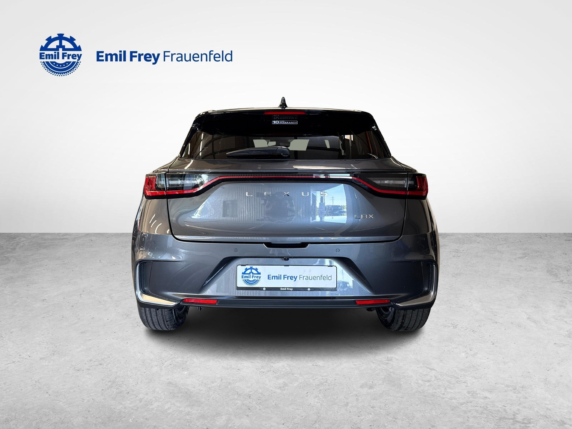 LEXUS LBX 1.5 Hybrid Cool AWD-showroom-element-3