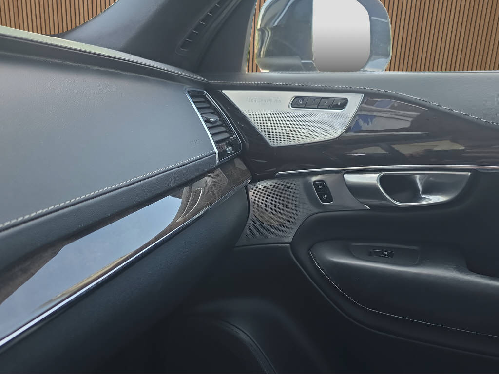 VOLVO XC90 2.0 T6 Inscription 7P. AWD-image-20
