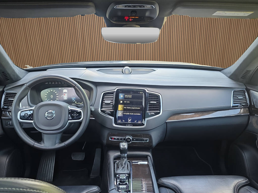 VOLVO XC90 2.0 T6 Inscription 7P. AWD-image-16