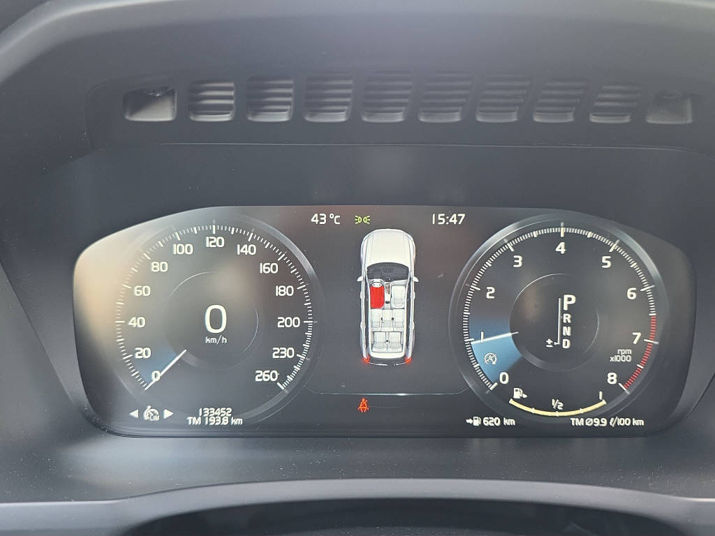VOLVO XC90 2.0 T6 Inscription 7P. AWD-image-15