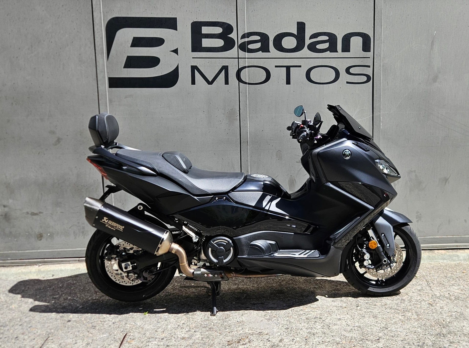YAMAHA T-MAX 560