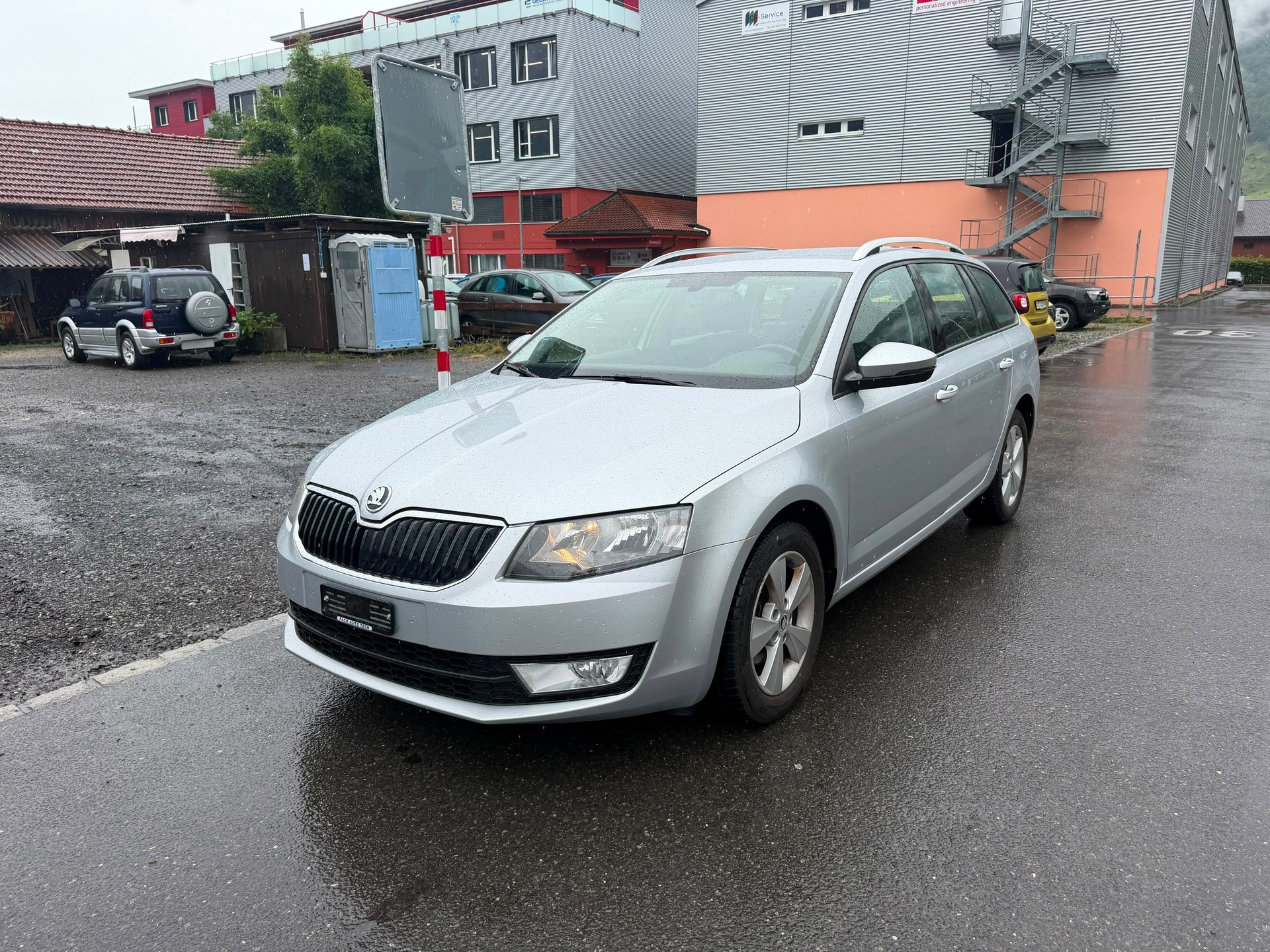 SKODA Octavia Combi 2.0 TDI Fresh 4x4-showroom-element-1