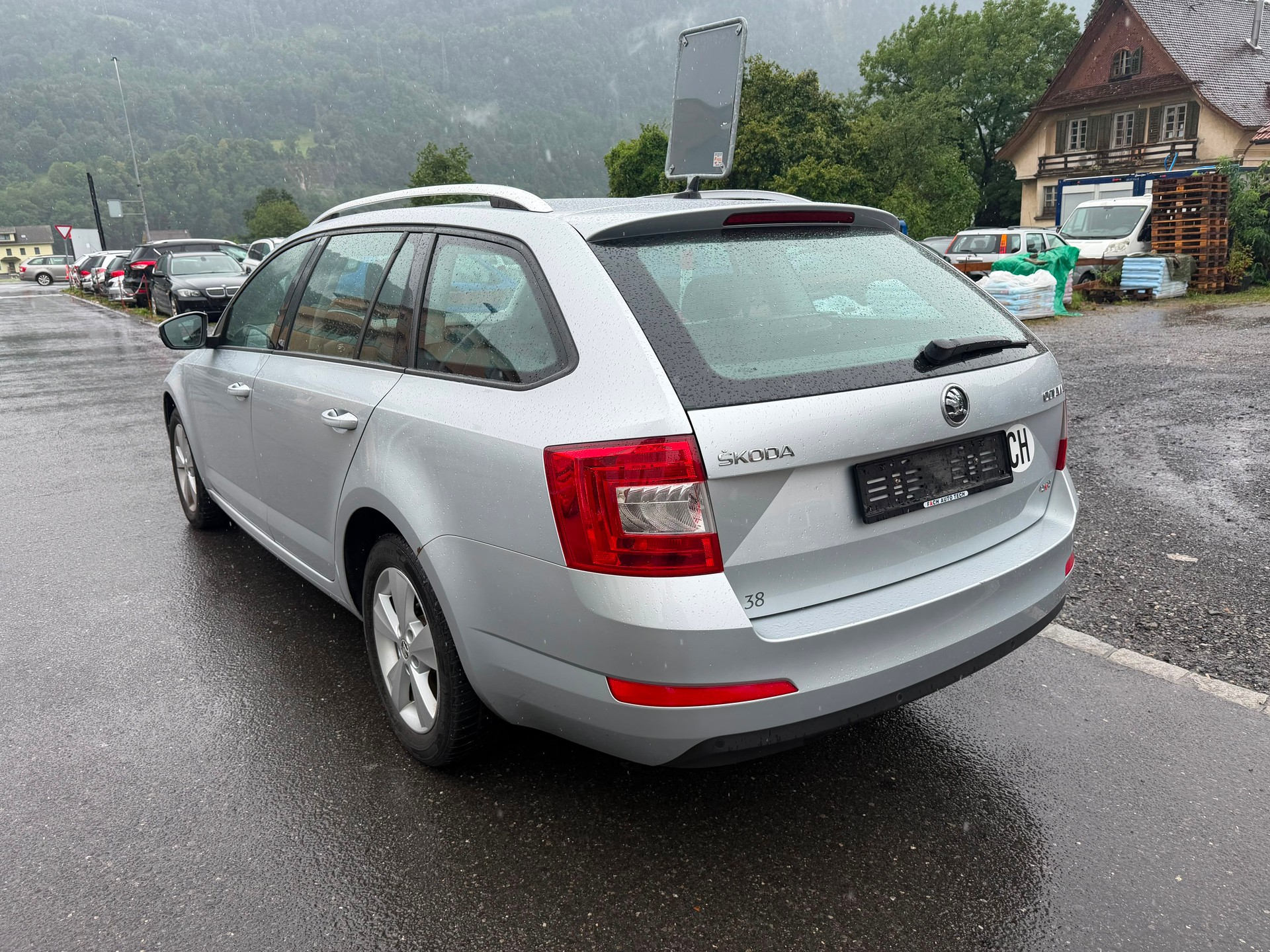 SKODA Octavia Combi 2.0 TDI Fresh 4x4-showroom-element-3