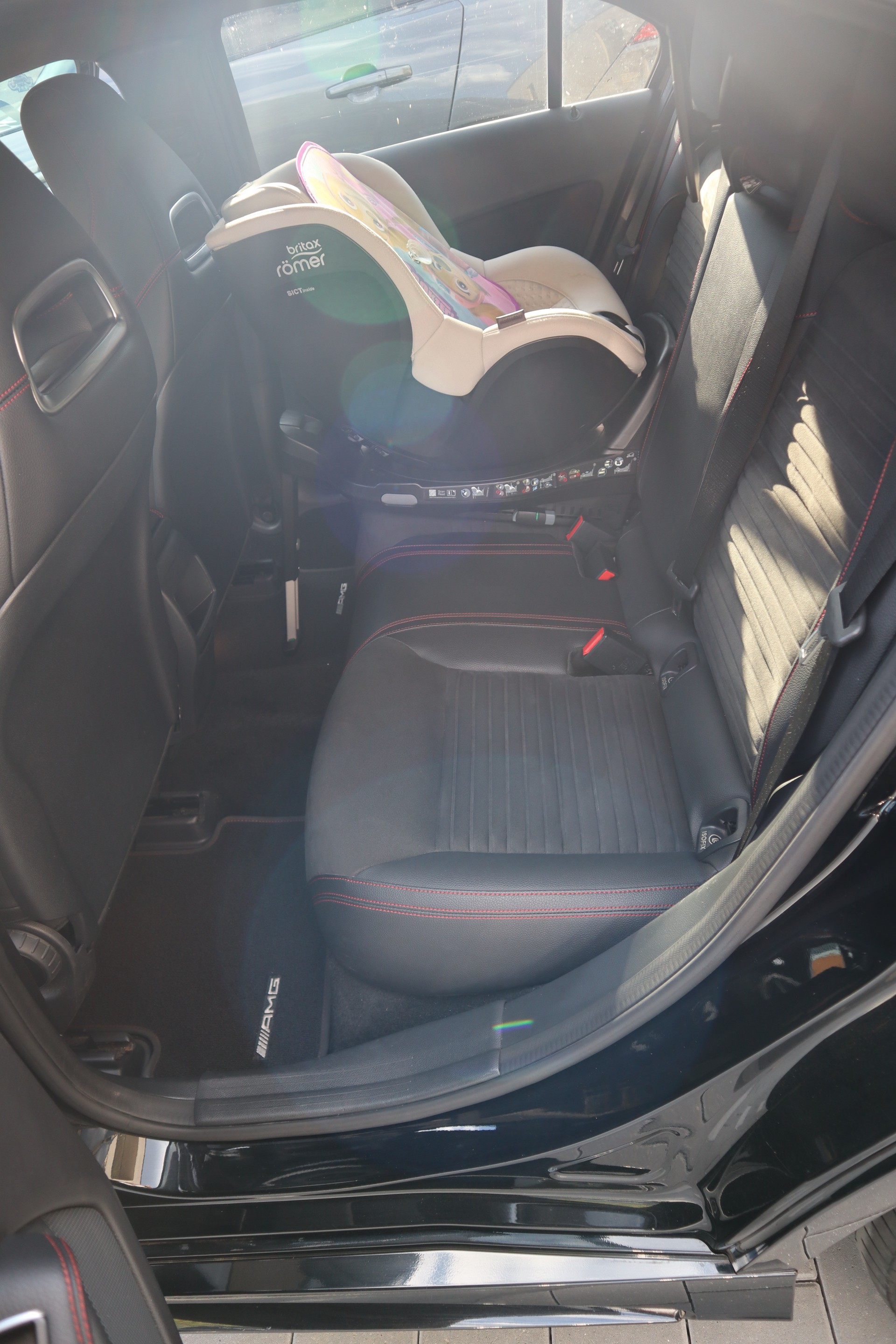MERCEDES-BENZ A 220 AMG Line 4m-image-10