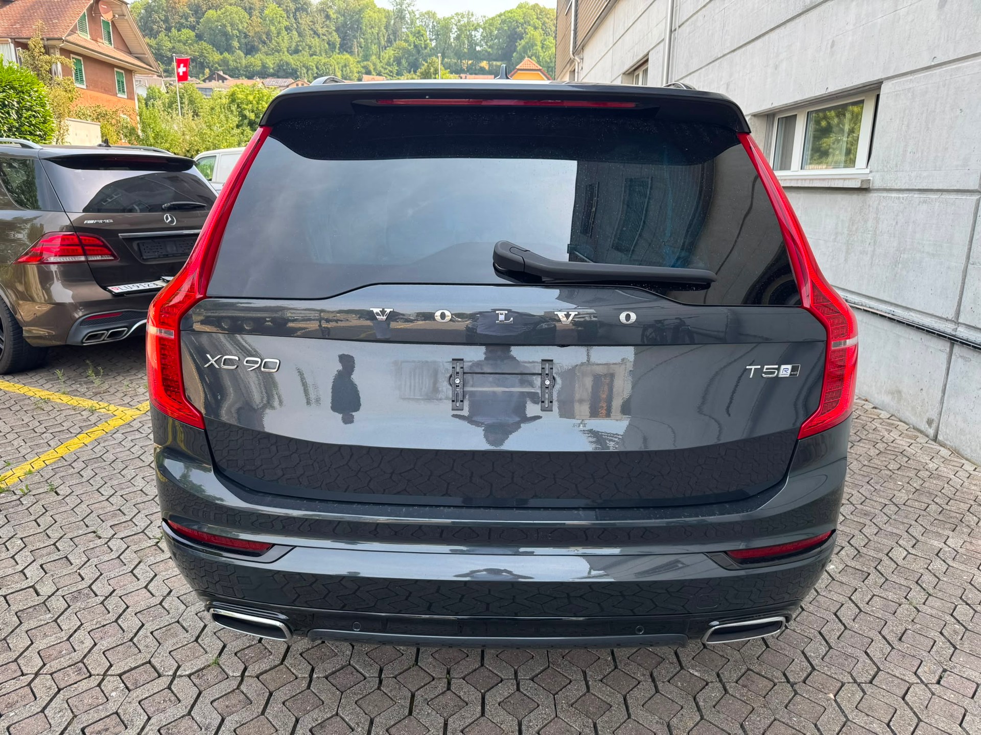 VOLVO XC90 T5 AWD R-Design Geartronic-showroom-element-3