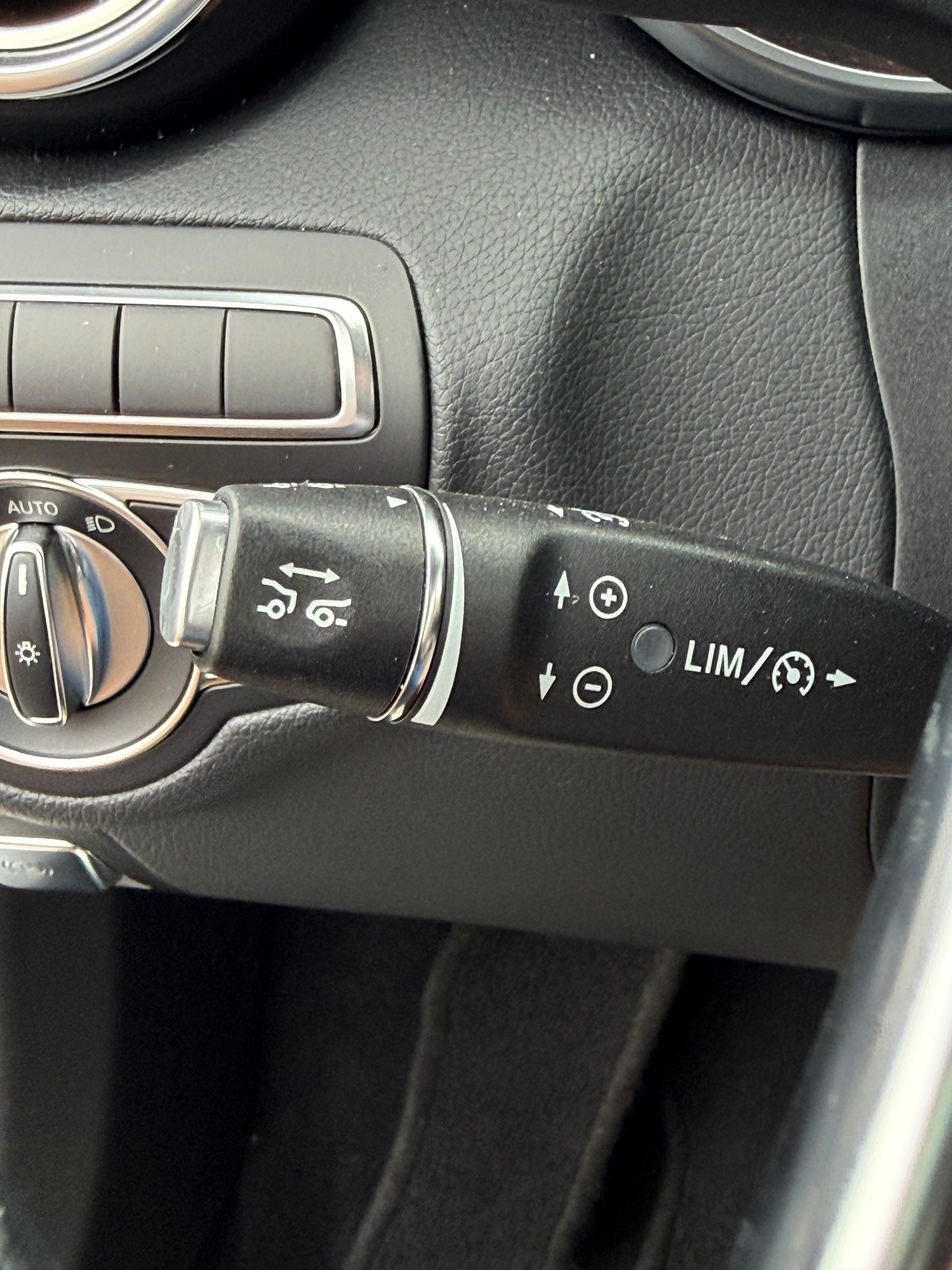 MERCEDES-BENZ C 63 AMG Speedshift ohne OPF mit Garantie-image-10