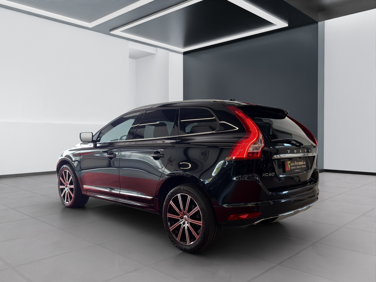 VOLVO XC60 T5 Summum Geartronic-showroom-element-3
