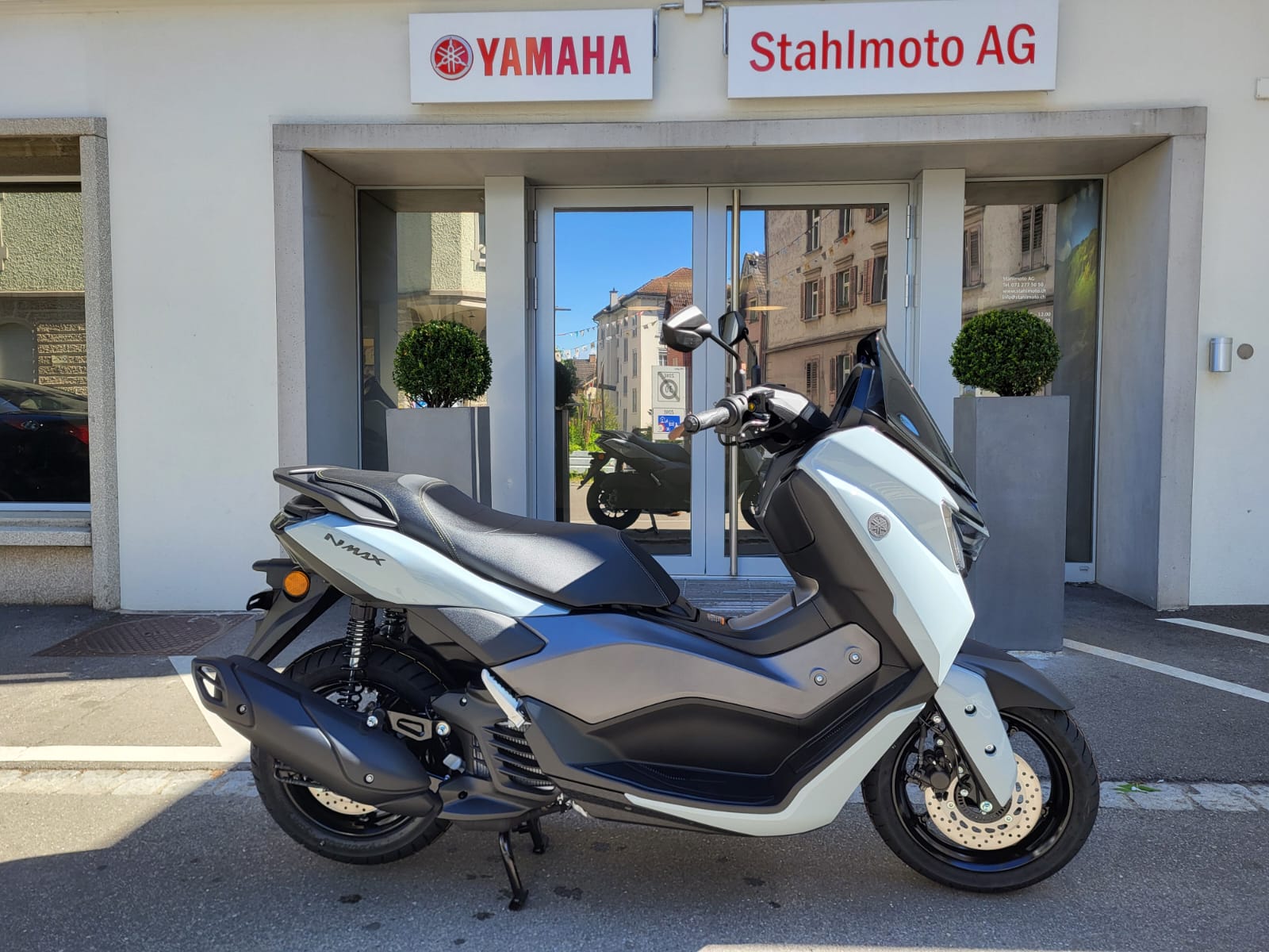 YAMAHA N-Max GPD 125 Tech-Max-image-2