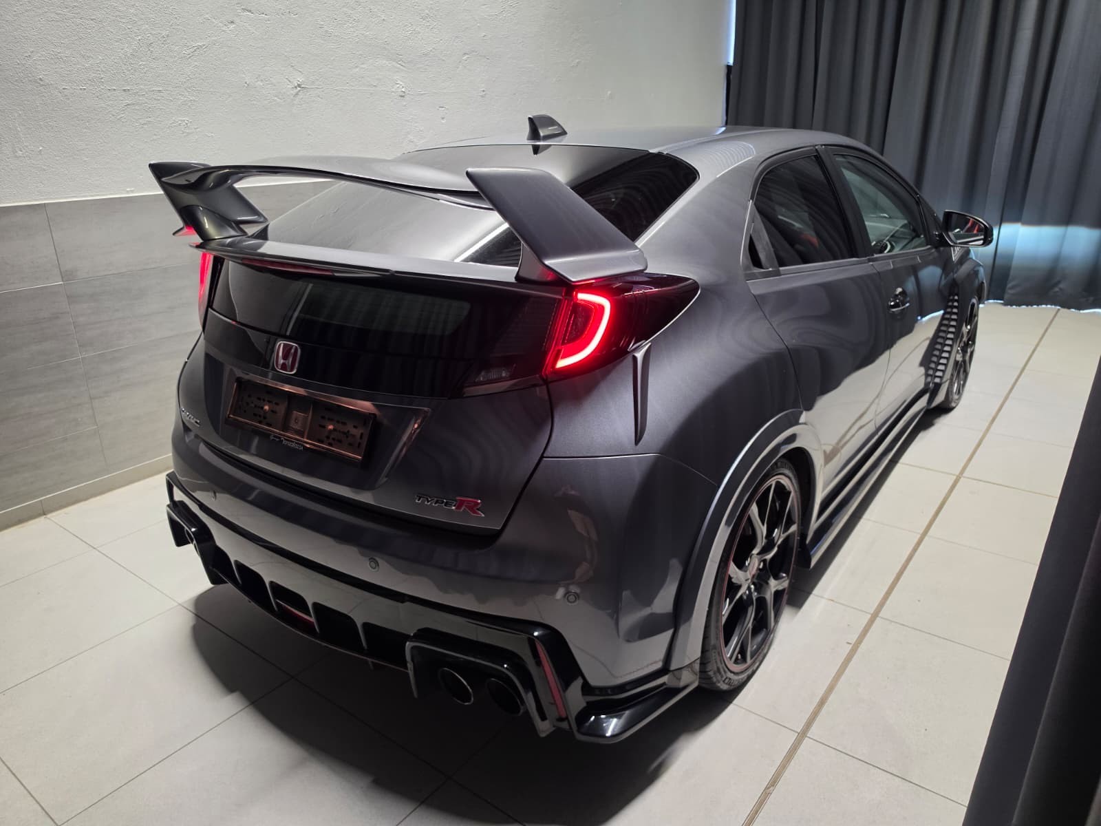 HONDA Civic 2.0 i-VTEC Type R GT(34)(R)-showroom-element-2