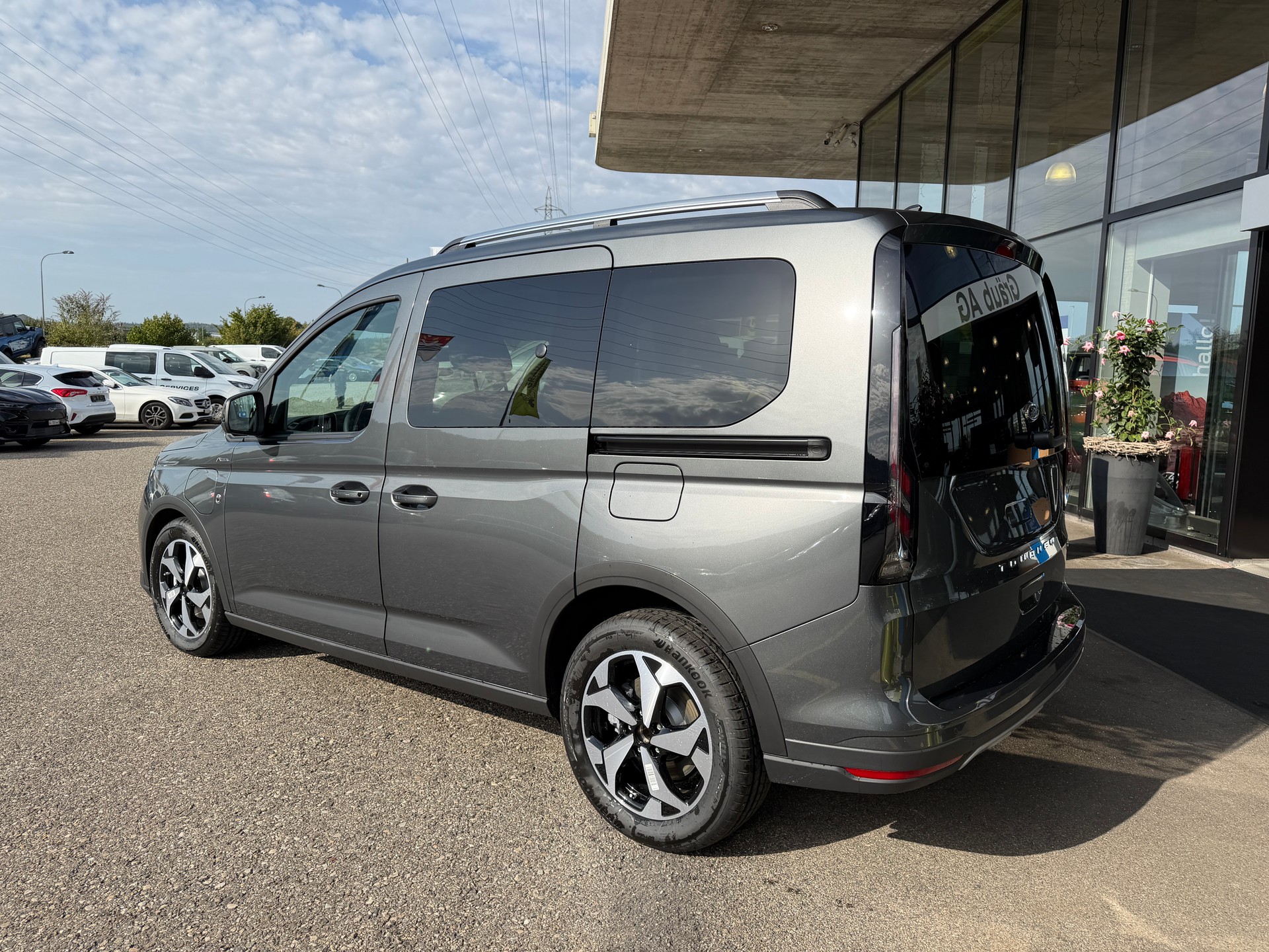 FORD Tourneo Connect 1.5 PHEV Active Automat-image-4