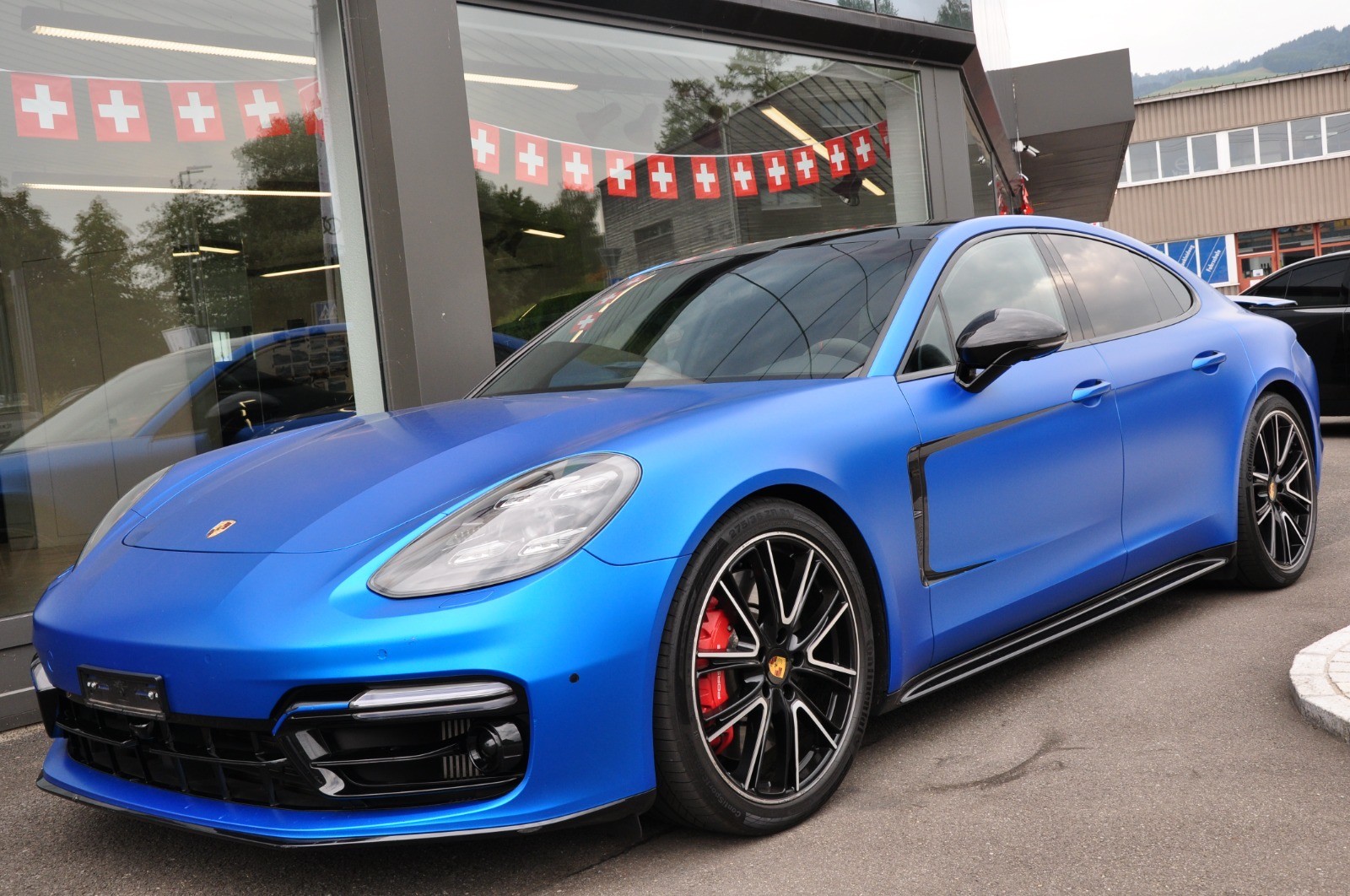 PORSCHE Panamera Turbo PDK-image-5