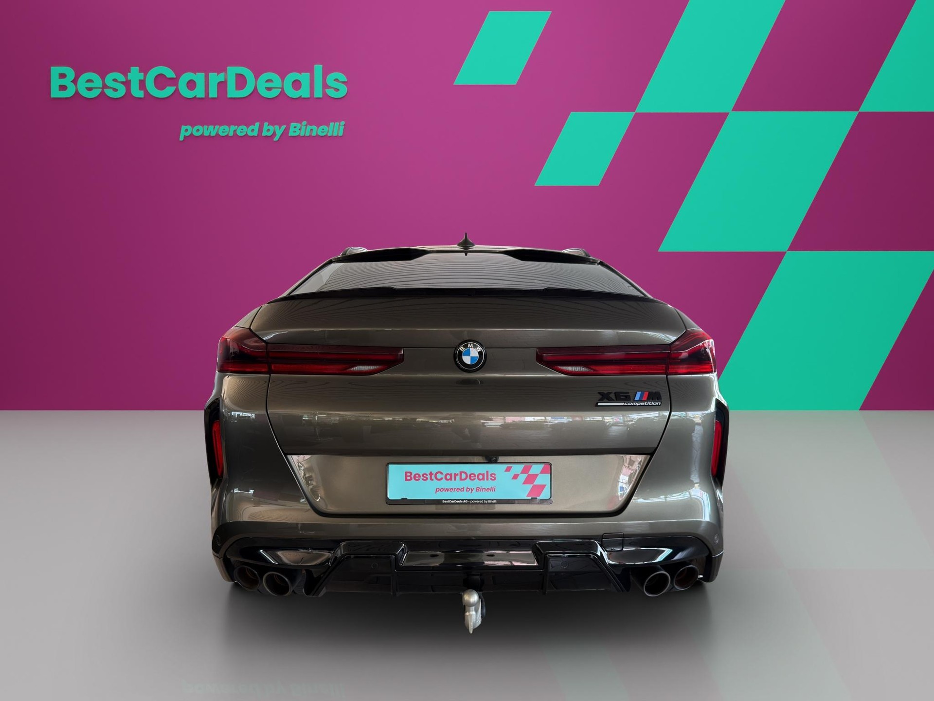 BMW X6 M Competition-showroom-element-3
