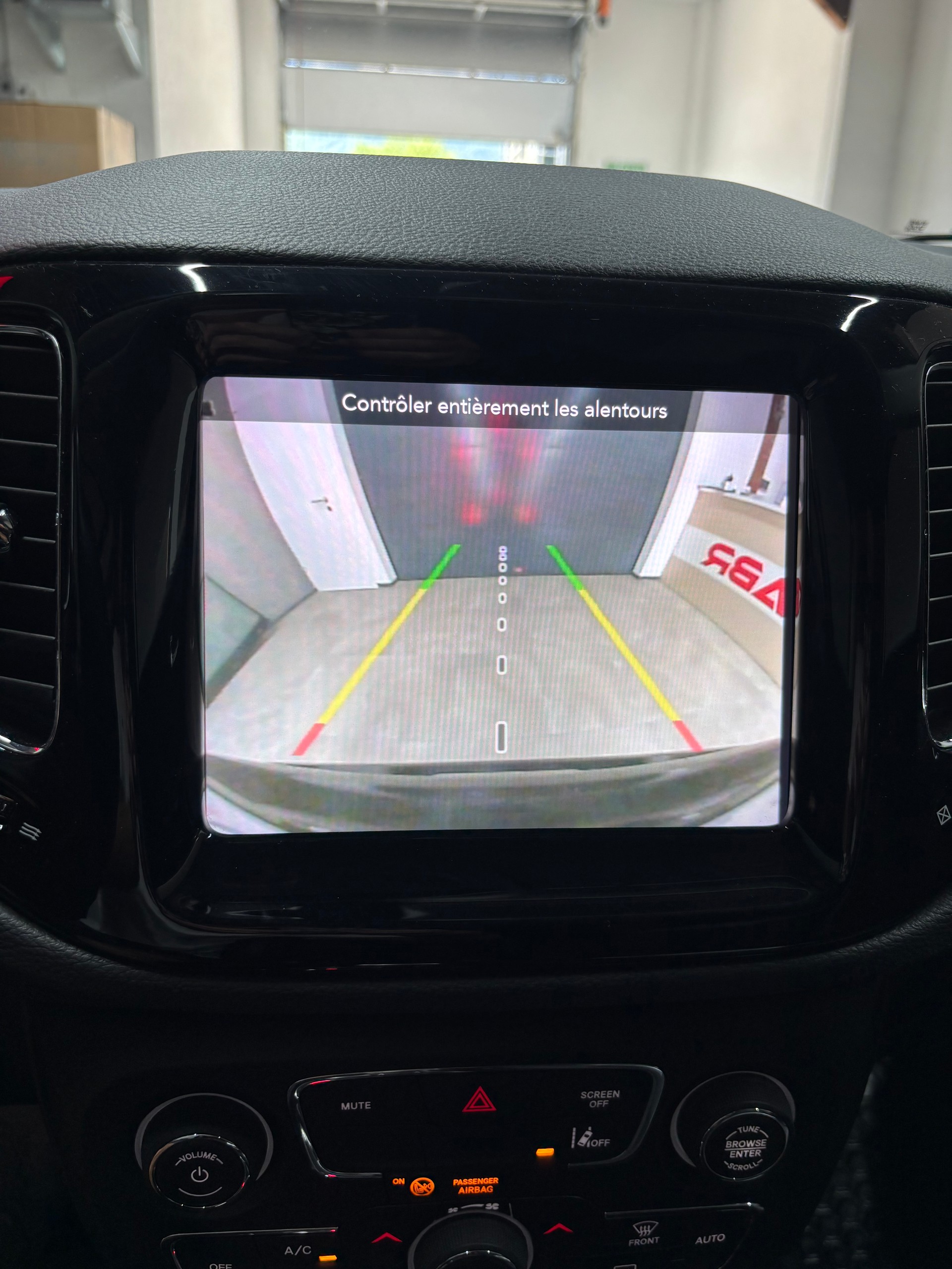 JEEP Compass 4x2 1.3 Turbo Night Eagle DKG-image-12