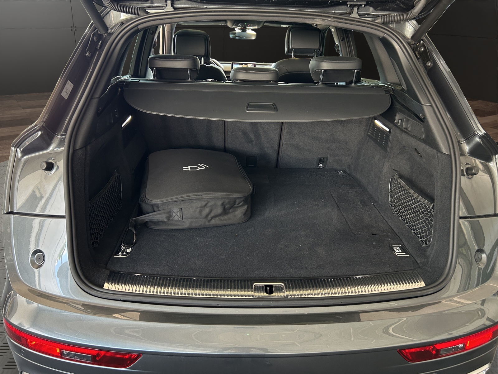 AUDI Q5 55 TFSI e sport quattro-image-15