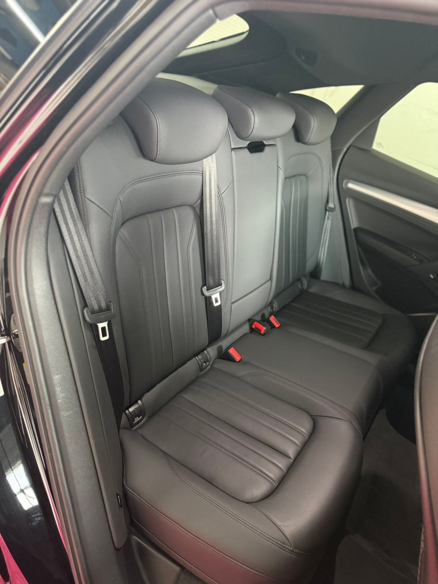 AUDI Q5 Sportback 40 TDI S line quattro S-tronic-image-13