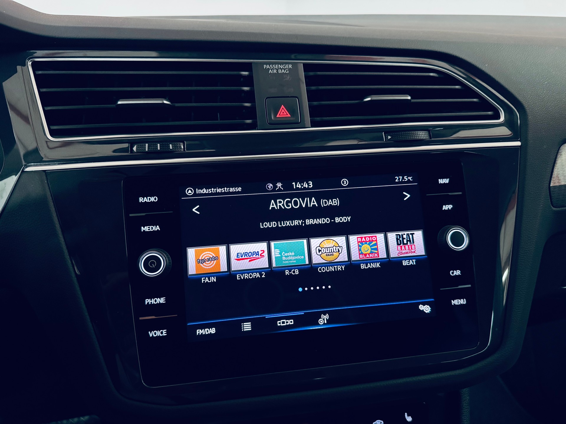 VW Tiguan 1.5TSI Evo Life DSG-image-17