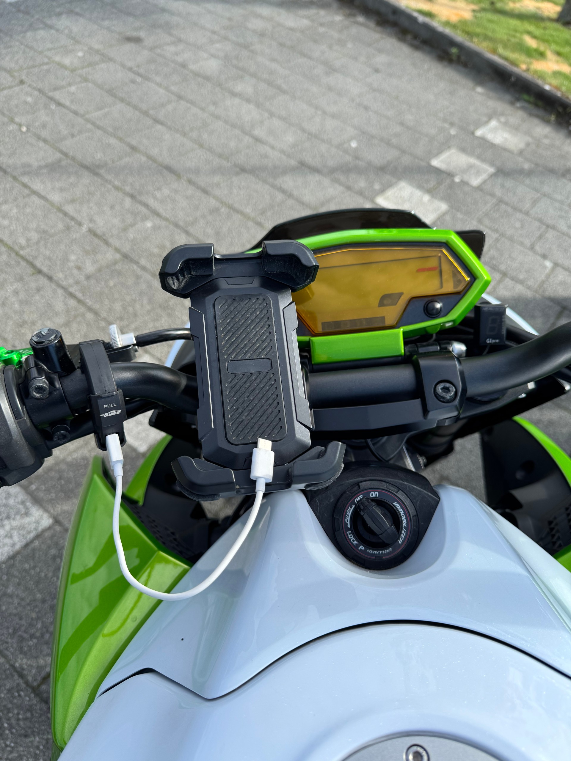 KAWASAKI Z 1000 ABS-image-2