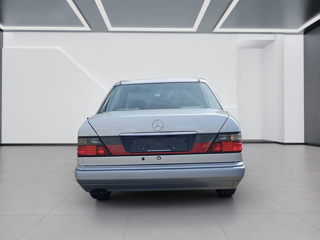 MERCEDES-BENZ E 280-image-3