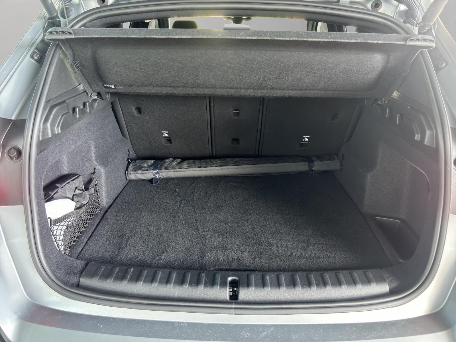 BMW X1 23i xDrive paddles-image-22