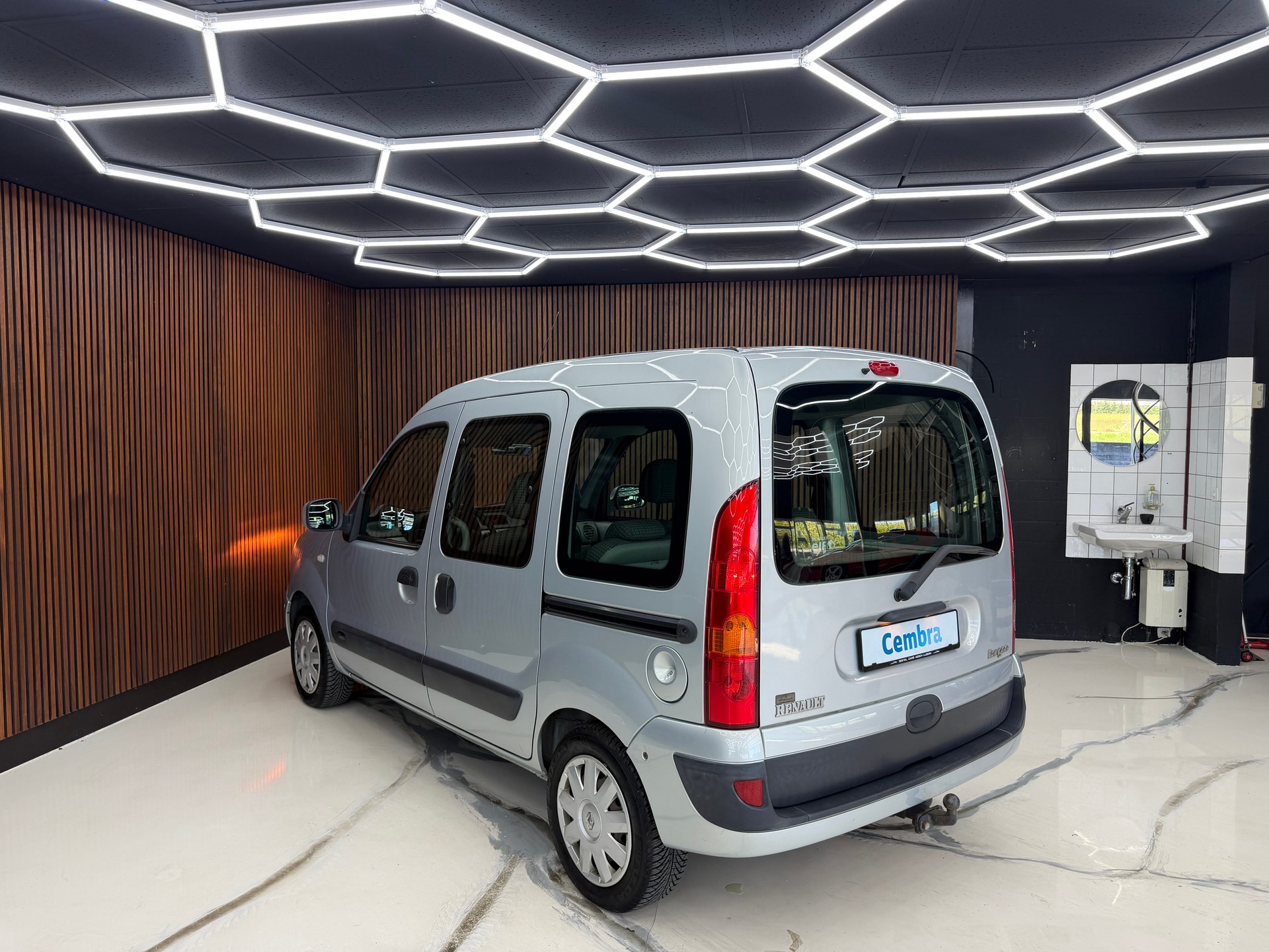 RENAULT Kangoo 1.6 16V Expression-image-8