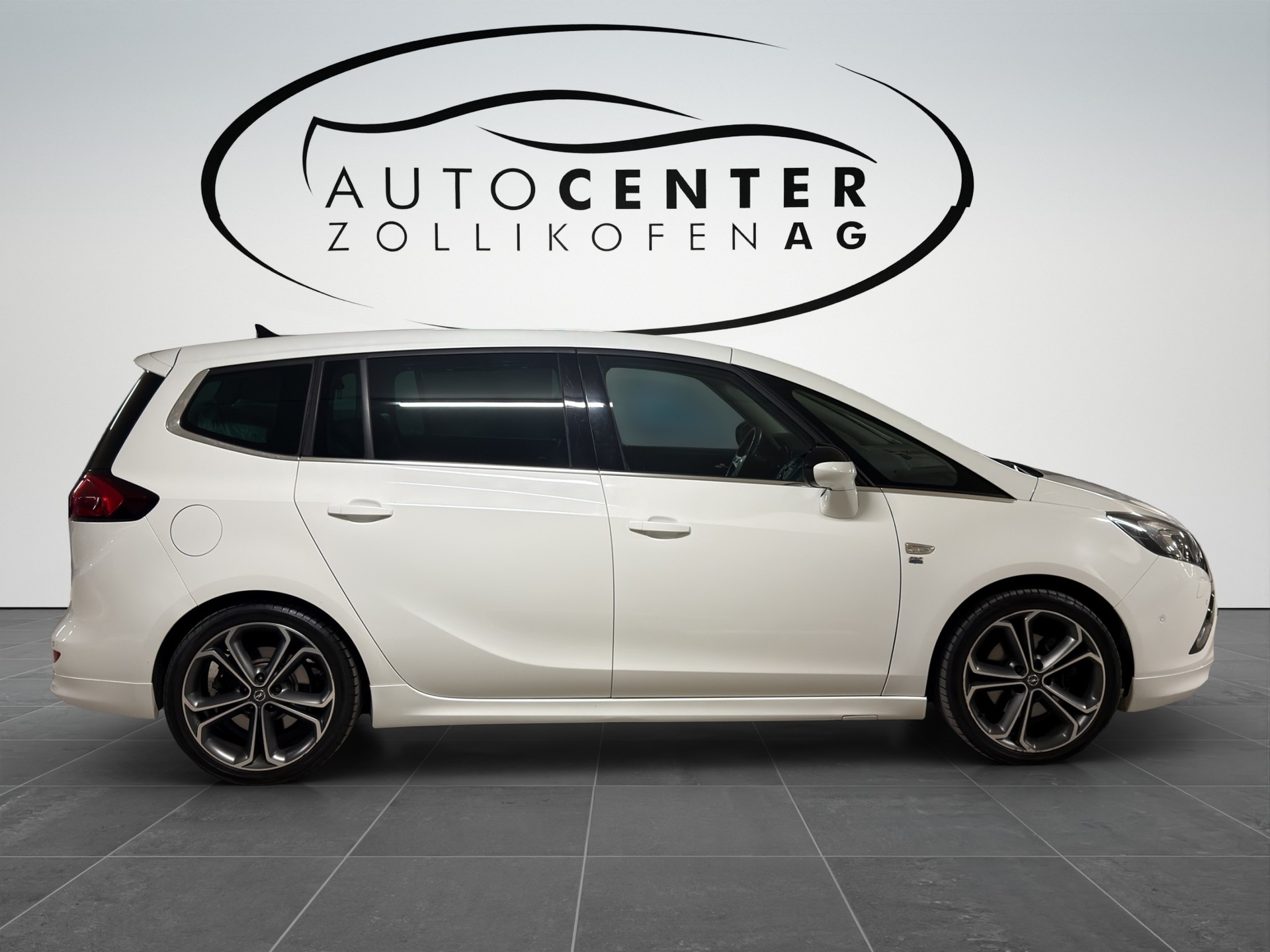 OPEL Zafira Tourer 2.0 CDTi BiTurbo Sport-showroom-element-3