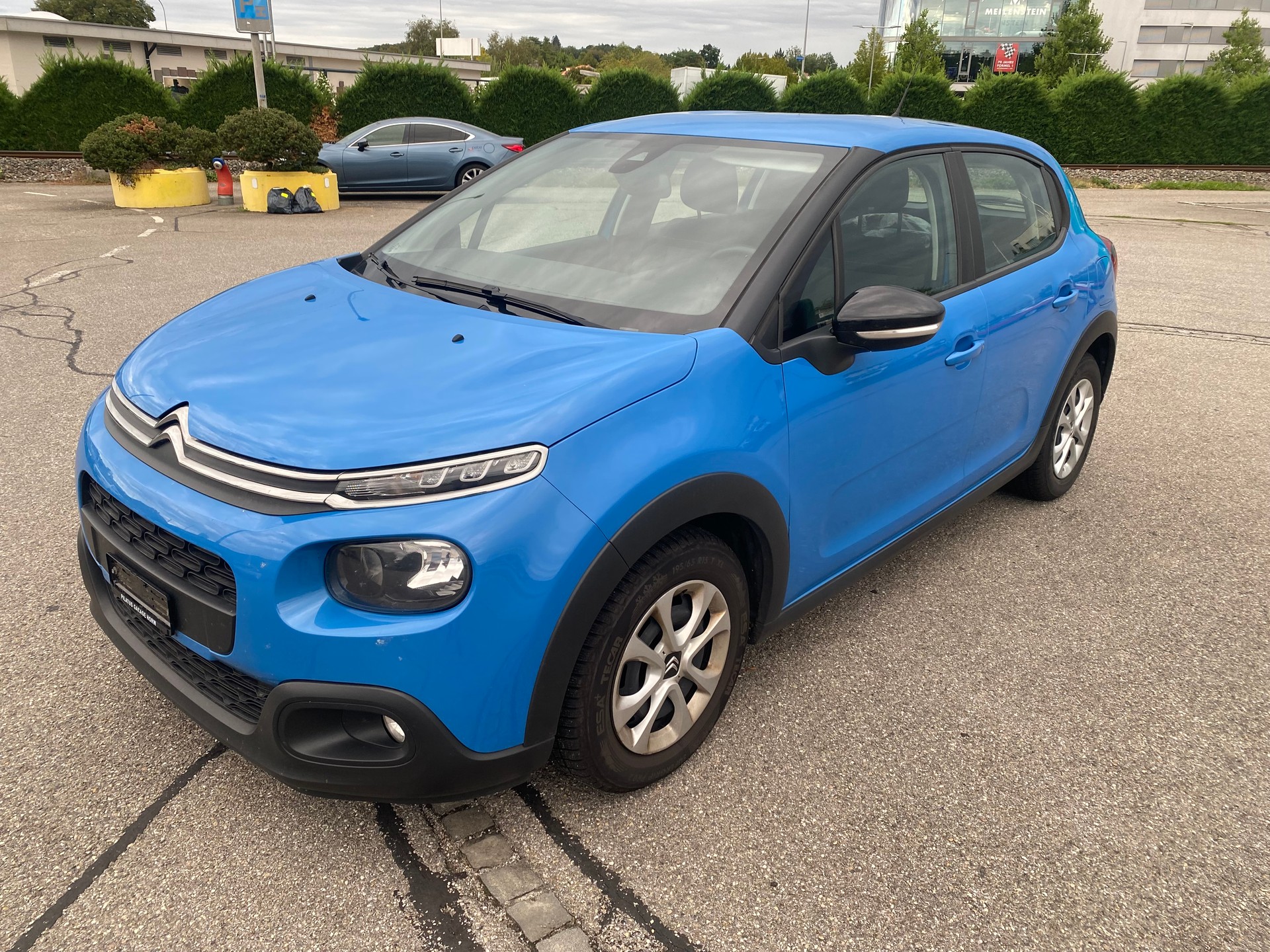 CITROEN C3 1.2i PureTech Feel Edition-image-2