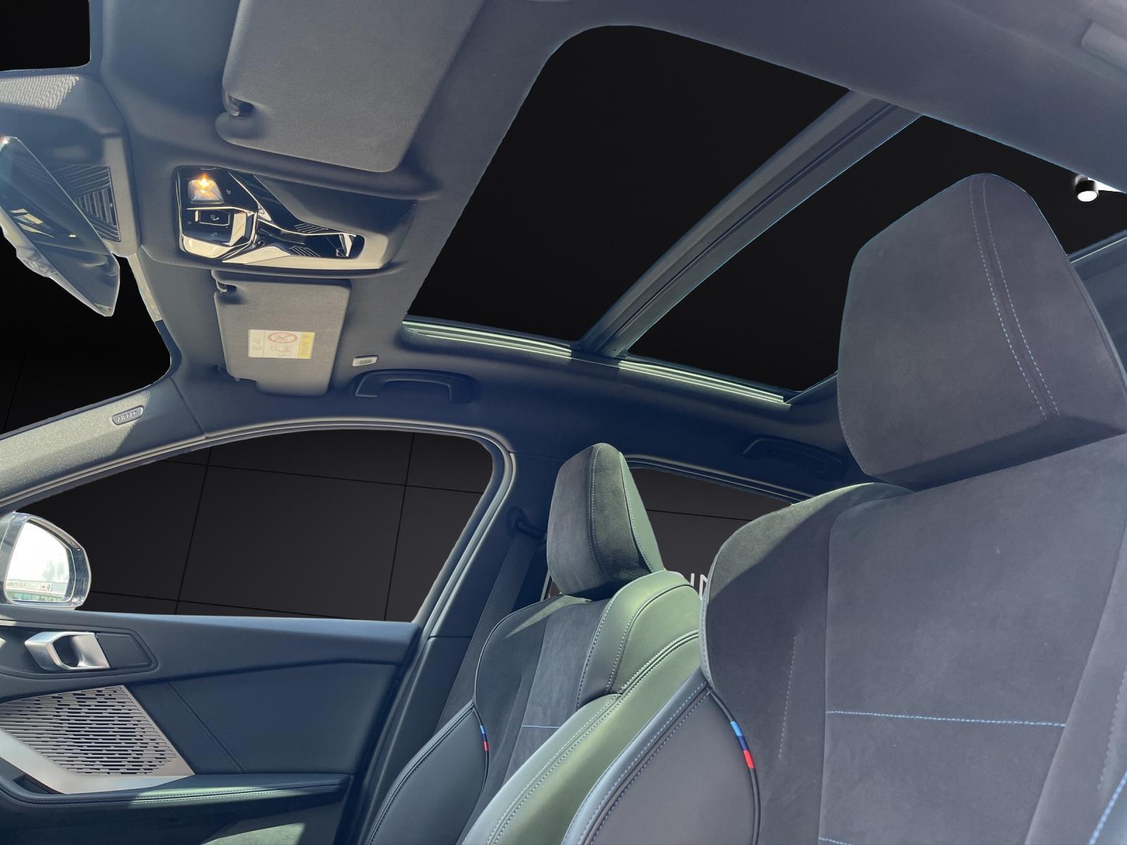 BMW 1er Reihe F70 123 xDrive-image-14