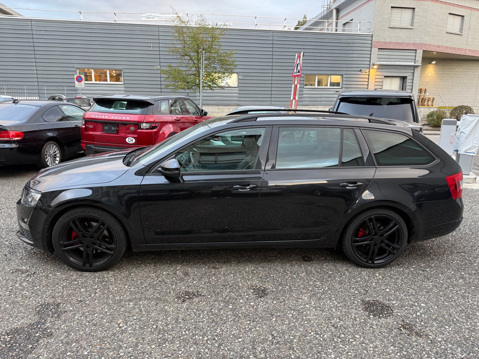 SKODA Octavia Combi 2.0 TDI RS 4x4 DSG-showroom-element-1