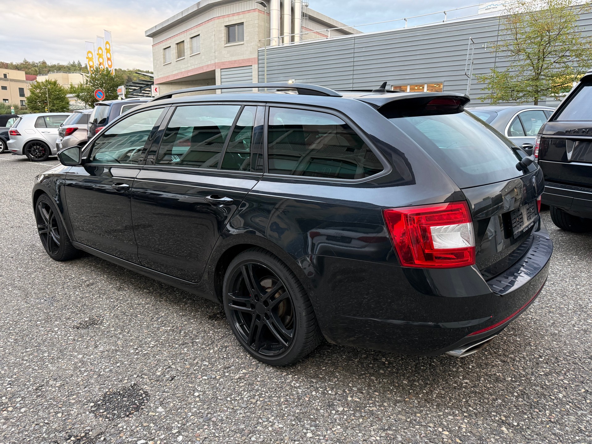 SKODA Octavia Combi 2.0 TDI RS 4x4 DSG-showroom-element-3