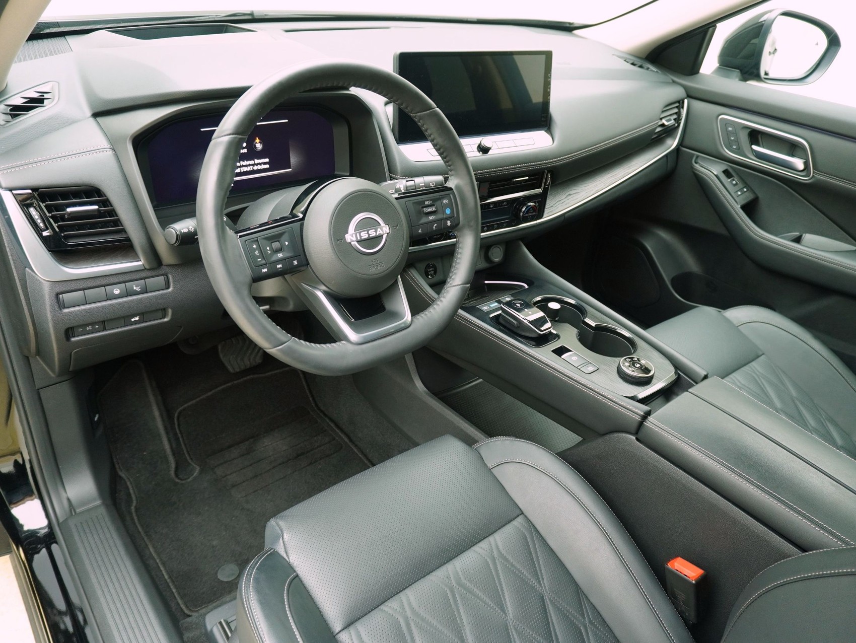 NISSAN X-Trail 1.5 VC-T Tekna e-4orce-image-9