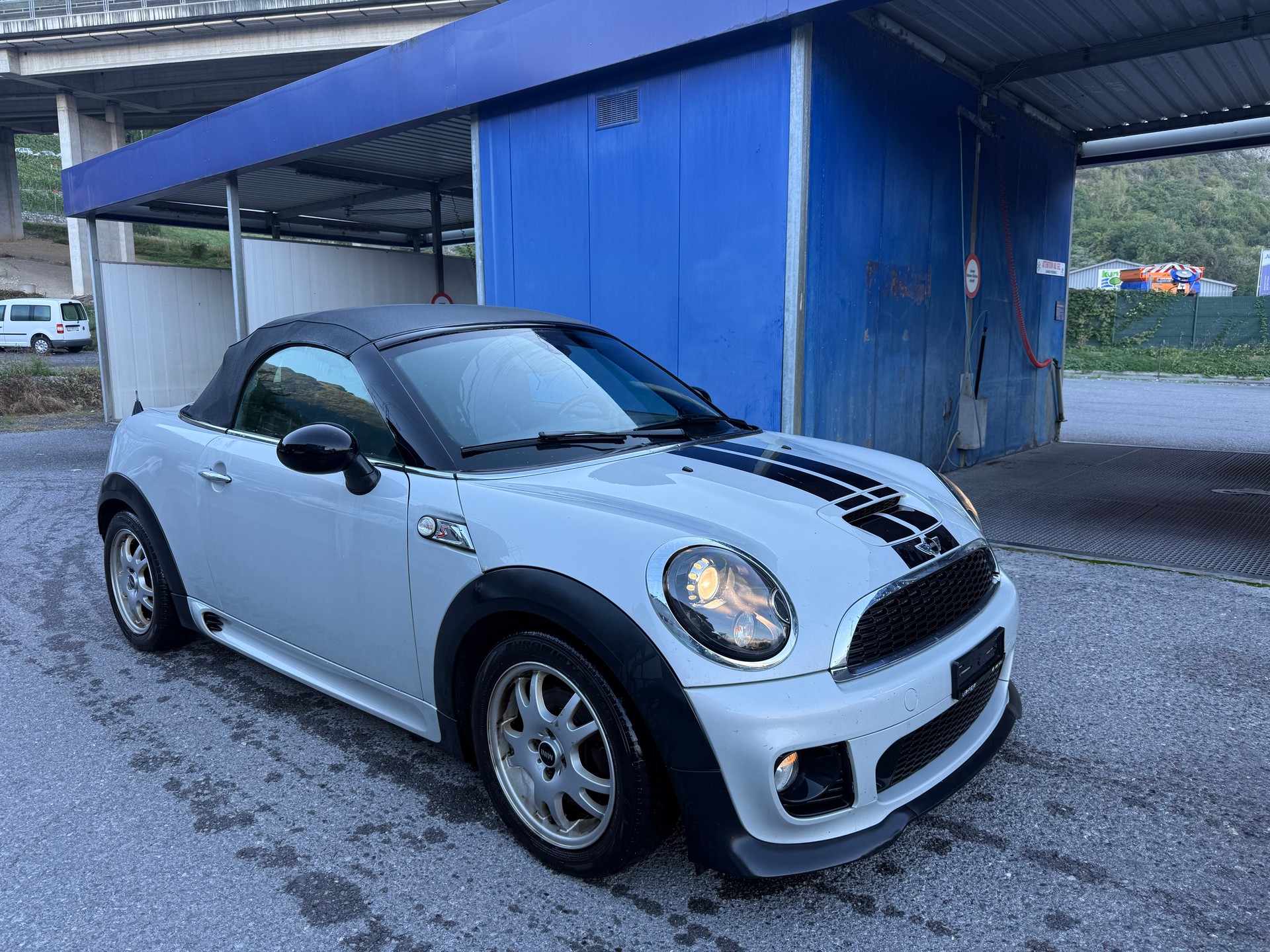 MINI Cooper S Roadster-showroom-element-1