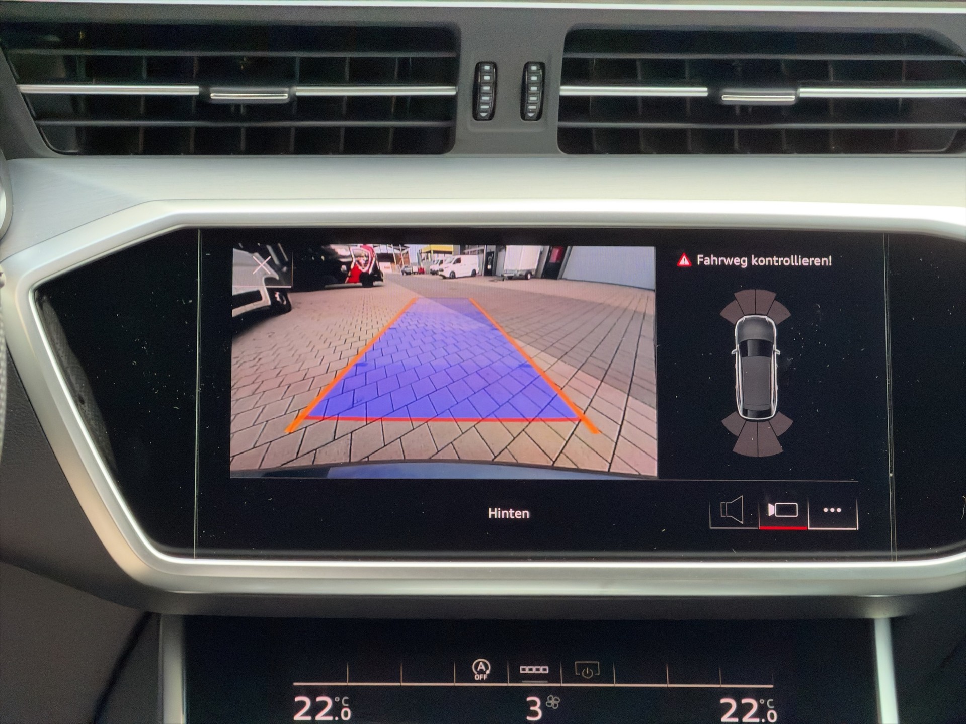 AUDI A6 Avant 2.0 40 TDI S Line quattro S-Tronic-image-15